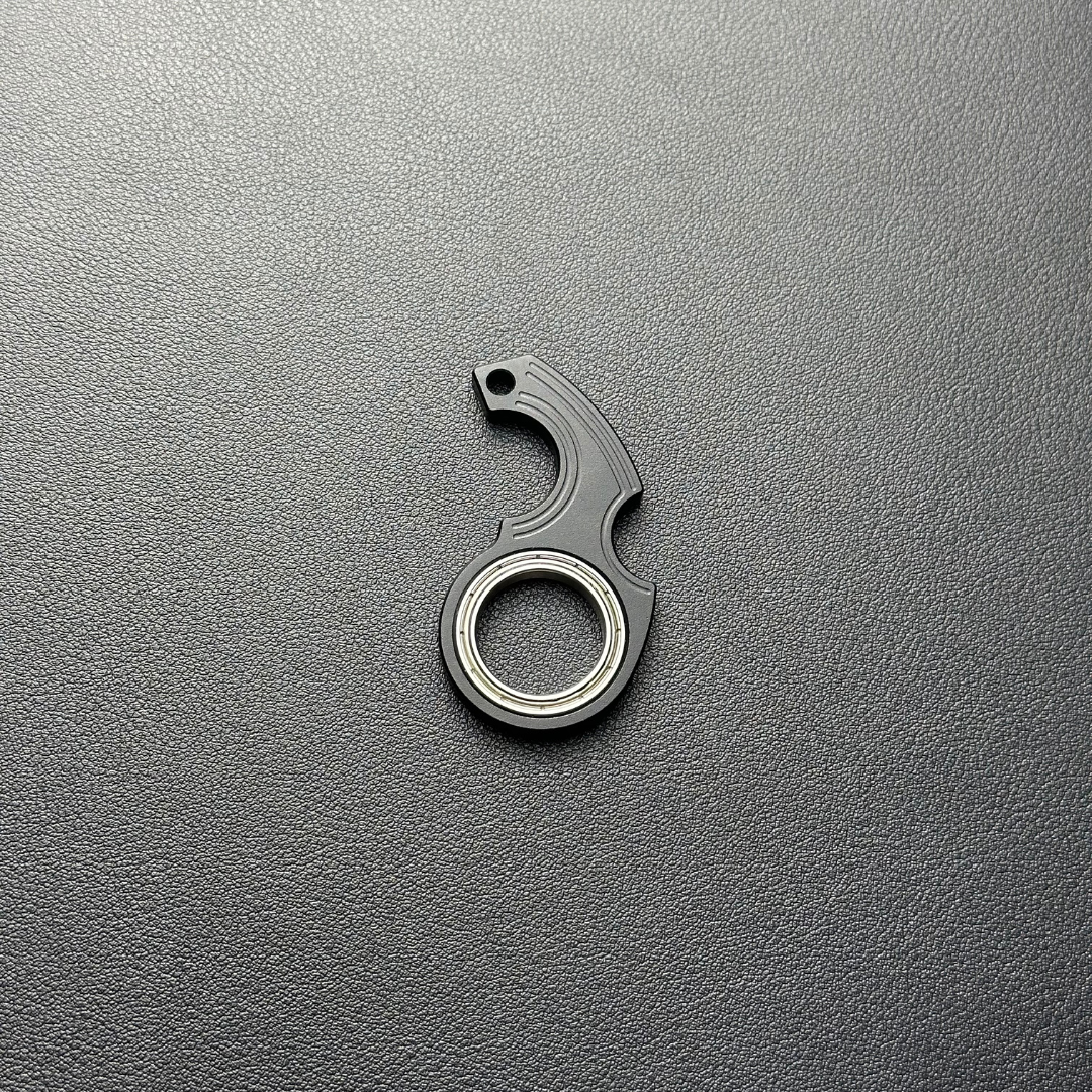 طقم من 3 ميداليات مفاتيح سبينر